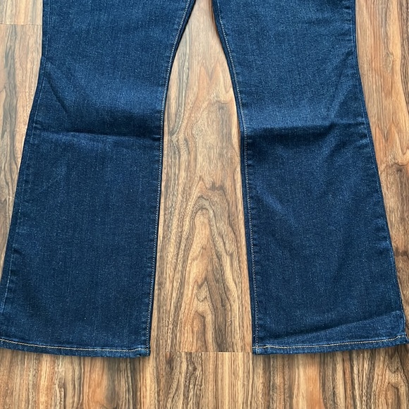 Levi’s 415 Relaxed Bootcut, 32x32 - Picture 7 of 15